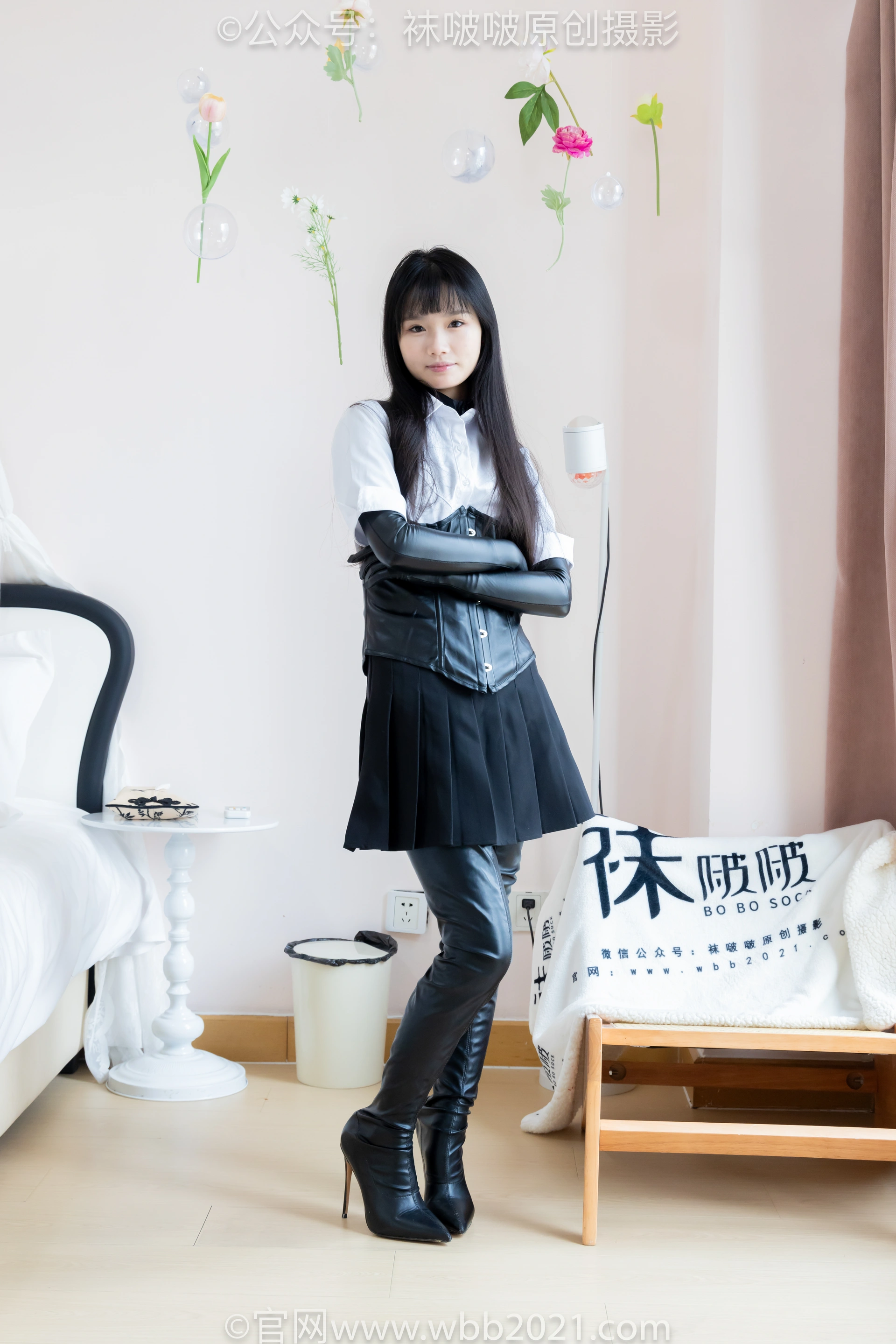 BoBoSocks袜啵啵 No.499 甜甜圈-高跟长靴、踩脚裤、厚黑丝五指袜、黑皮手套、裤里丝 0